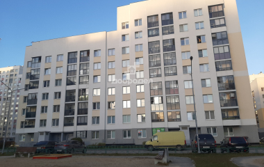 Екатеринбург, ул. Анатолия Мехренцева,36