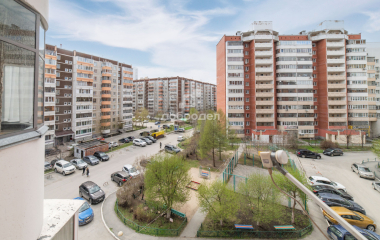 Екатеринбург, Родонитовая 12