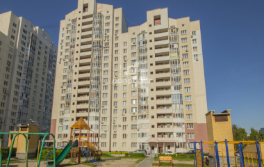 Екатеринбург, ул. 8 Марта,181 к6