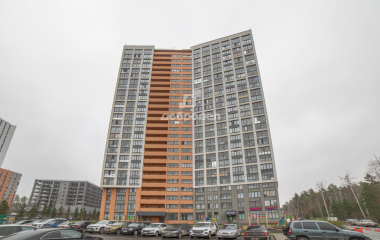 Екатеринбург, мкр. Светлый,1