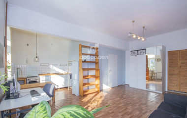 Екатеринбург, пр-кт. Космонавтов,48