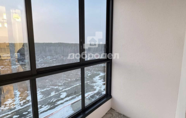 Екатеринбург, ул. Зои Пушкаревой,2