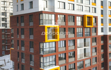 Екатеринбург, ул. Крауля,107/4