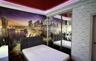 Екатеринбург, пр-кт. Ленина,52 корп. 4а