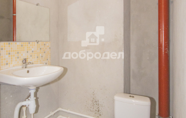 Екатеринбург, ул. Николая Островского,2/2