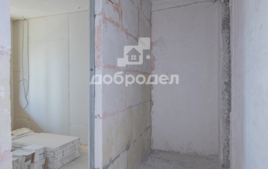 Екатеринбург, ул. Юмашева,18