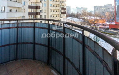 Екатеринбург, ул. Маршала Жукова,13