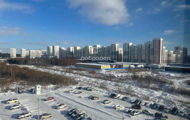 Екатеринбург, ул. Хрустальногорская,93