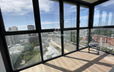 Екатеринбург, ул. Нагорная,12