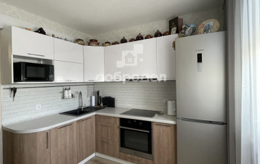 Екатеринбург, ул. Краснолесья,74