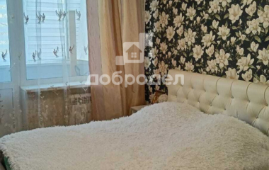 Екатеринбург, ул. Пальмиро Тольятти,15б
