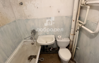 Екатеринбург, б-р. Сиреневый,11