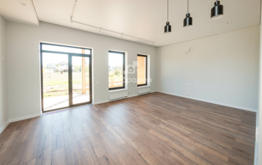 Екатеринбург, с. Бородулина, ул. 8марта, д. 4