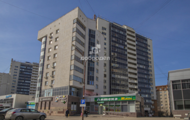 Екатеринбург, ул. Красных командиров,25