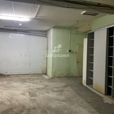 560.00 м² | 2 - 3 эт. 40
