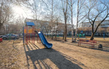 Екатеринбург, ул. Фрезеровщиков,27