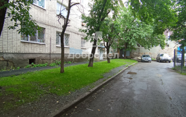 Екатеринбург, ул. Фурманова,60