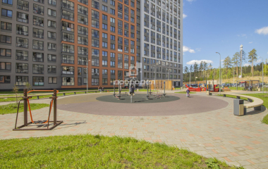 Екатеринбург, мкр. Светлый,7