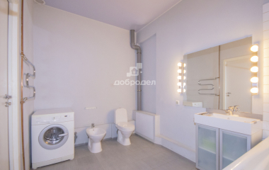 Екатеринбург, пр-кт. Космонавтов,48