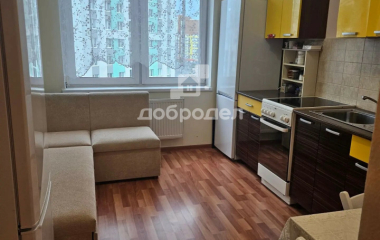 Екатеринбург, пр-кт. Академика Сахарова,70