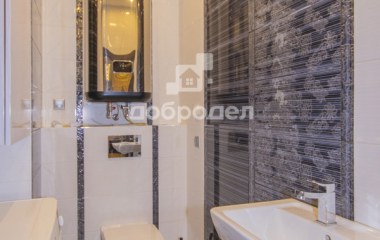 Екатеринбург, ул. Серафимы Дерябиной,37