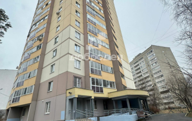 Екатеринбург, ул. Серафимы Дерябиной,53а