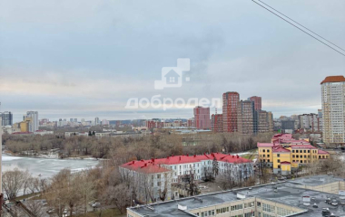 Екатеринбург, ул. Некрасова,12