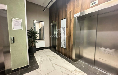 Екатеринбург, ул. Хрустальногорская,93