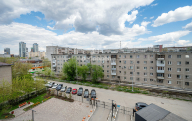 Екатеринбург, ул. Цвиллинга,58