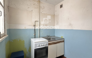 Екатеринбург, б-р. Сиреневый,11