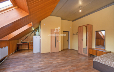 Екатеринбург, ул. Очеретина,8