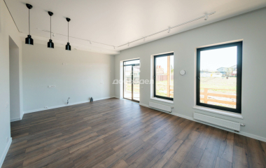 Арамиль, ул. Гагарина, д. 9