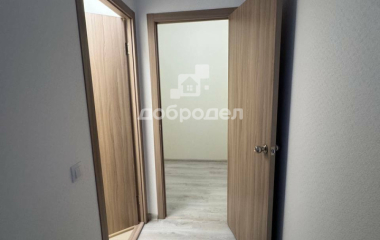 Екатеринбург, ул. Крауля,93