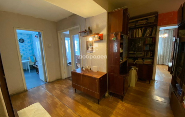 Екатеринбург, ул. Красных командиров,1а