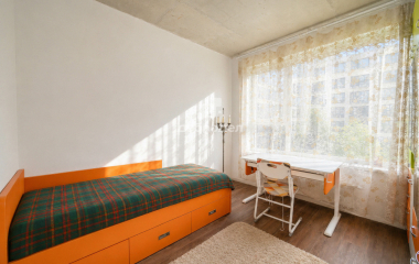 Екатеринбург, ул. Академика Ландау,7