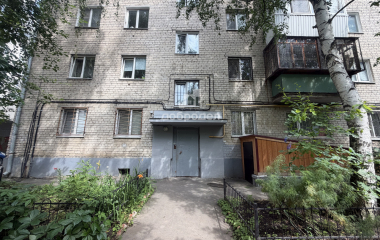 Екатеринбург, ул. Индустрии,102