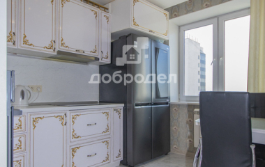 Екатеринбург, ул. Красных командиров,25