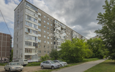 Екатеринбург, ул. Серафимы Дерябиной,21