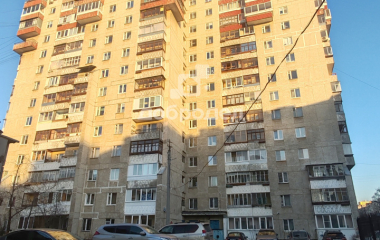 Екатеринбург, ул. Уральских рабочих,42