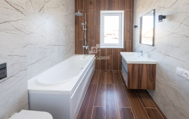 Арамиль, ул. Гагарина, д. 9