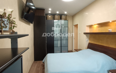 Екатеринбург, ул. Краснофлотцев,61