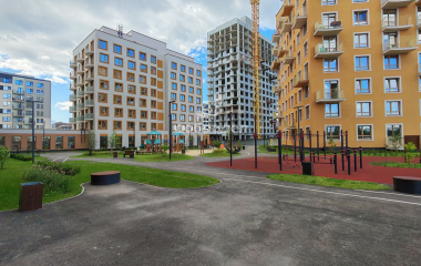Екатеринбург, ул. Пехотинцев,1в