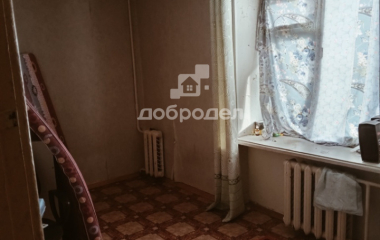 Екатеринбург, ул. Красных командиров,12