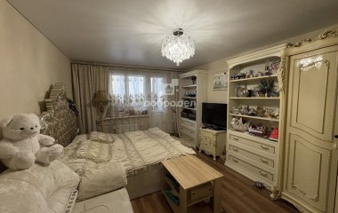 Екатеринбург, ул. Новгородцевой,11