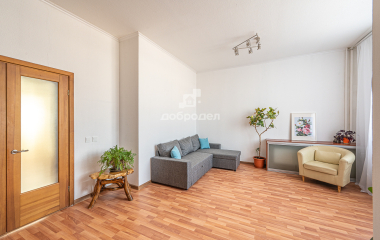 Екатеринбург, ул. Белинского,180