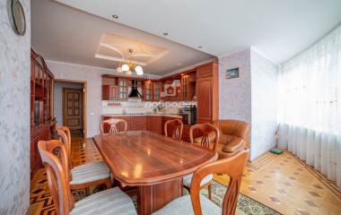 Екатеринбург, ул. Горького,51