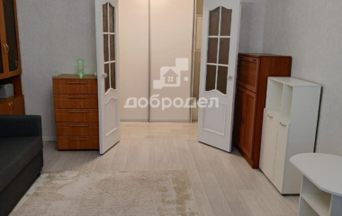 Екатеринбург, ул. Старых Большевиков,54а