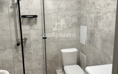 Екатеринбург, ул. Крауля,107/4