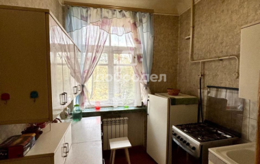 Екатеринбург, ул. Завокзальная,4