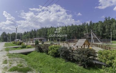 Среднеуральск, посёлок Мурзинка, ул.Рубиновая,6